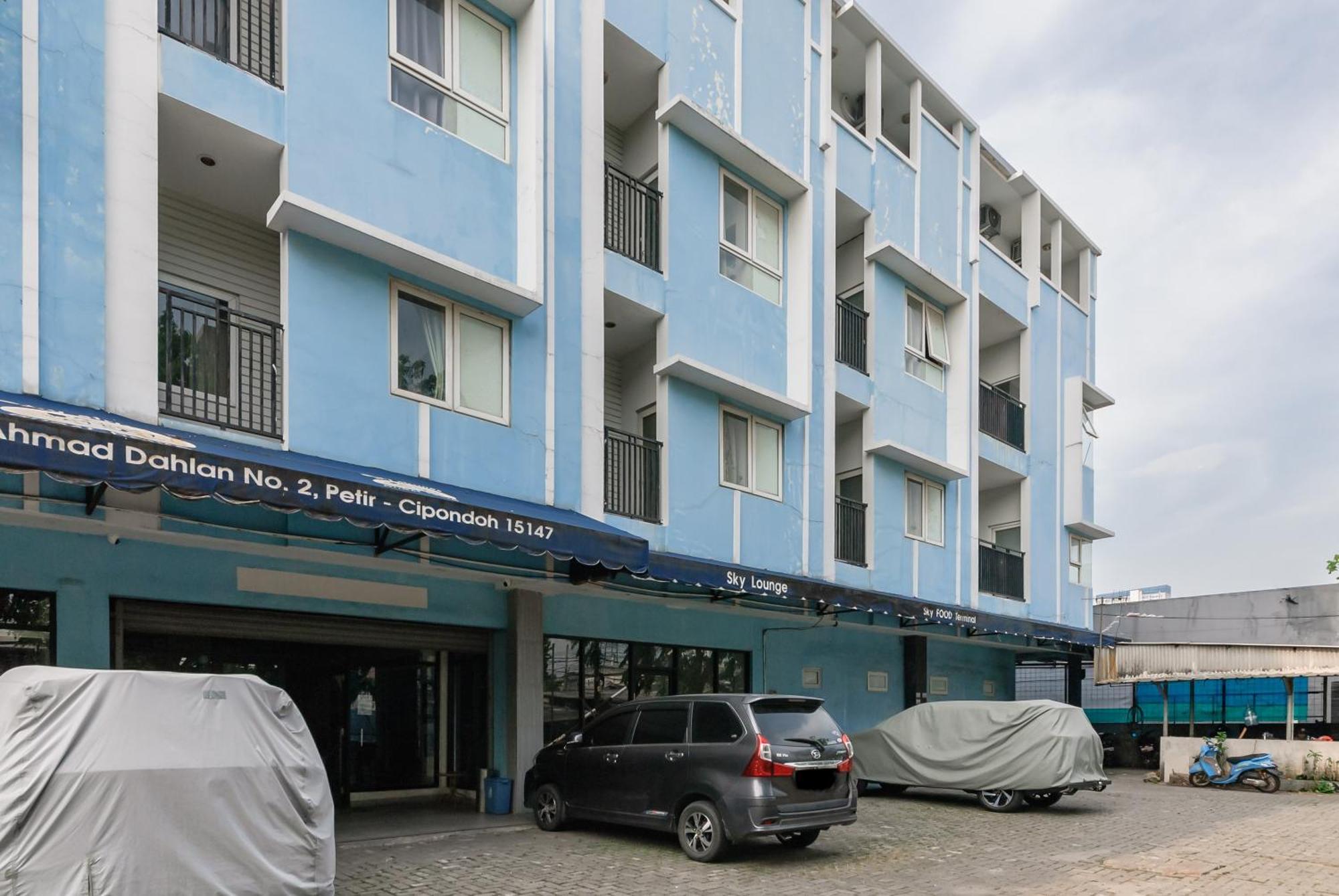 Reddoorz Near Mandaya Royal Hospital Puri Hotel Tangerang Kültér fotó